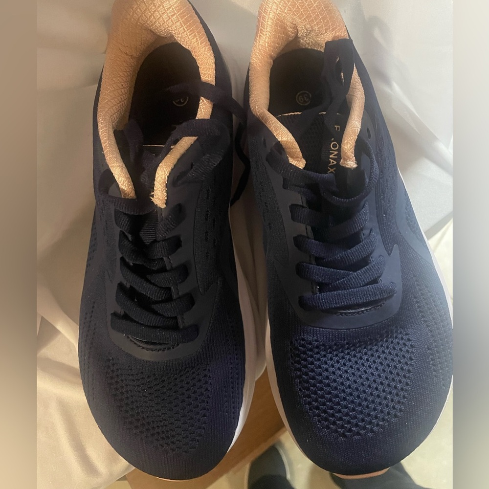 Bronx Navy and Peach Athletic Shoes